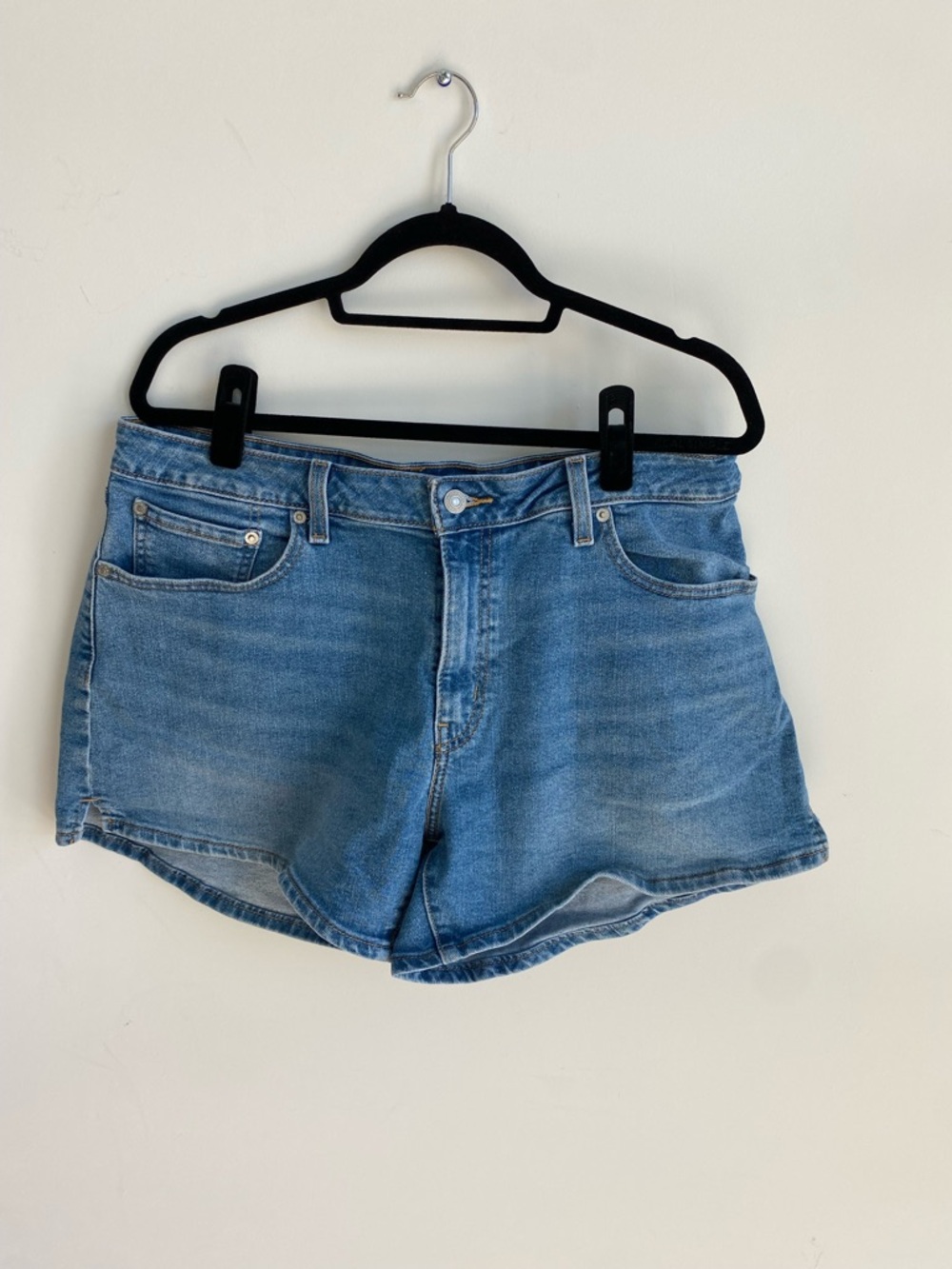 Classic Levi Women's Denim Shorts - Light Blue